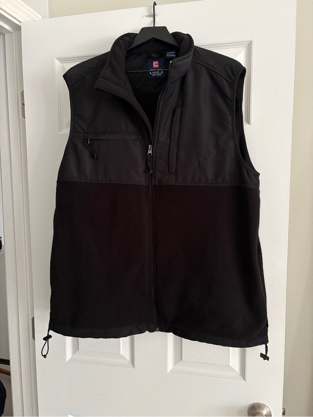 Chaps Black Men's Fleece & Softshell Vest